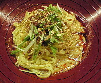 「汁なし金胡麻担担麺　７８０円」@金蠍の写真