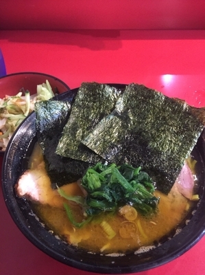 「チャーシュー麺 野菜畑(750円＋60円)」@家系総本山 ラーメン吉村家の写真