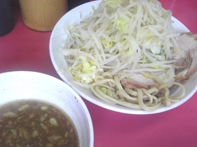 「かつお節とたまねぎのつけ麺（大）￥800」@ラーメン二郎 大宮店の写真