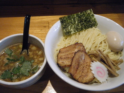 「限定・煮干しつけソバ＋味玉９００円」@BUSHOU IRUMA BASE 本店の写真