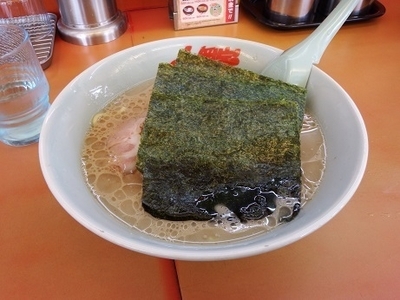 「醤油ラーメン」@ラーメン山岡家 手稲店の写真