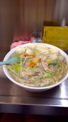 「タンメンワンタン入り大盛」@進京亭の写真