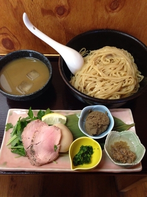 「【限定】冷やし煮干つけそば 濃い目」@中華そば よしかわの写真