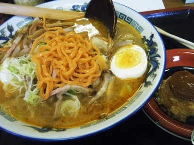 「ダイナマイトらあめん810円」@らーめん 白山の写真