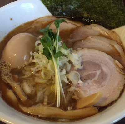 「秋刀魚中華そば」@つけ麺 弥七の写真