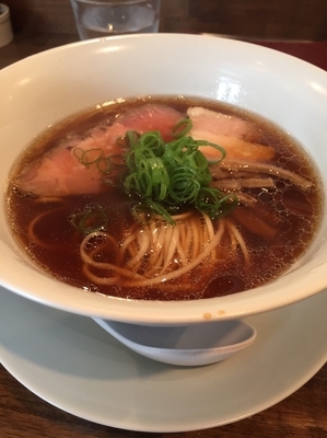 「醤油拉麺」@創作麺工房 鳴龍の写真