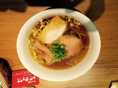 「醤油ラーメン」@ラーメン屋 トイ・ボックスの写真