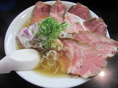 「冷やしチャーシュー塩そば（１０００円）＋中盛５０円」@麺処 晴の写真