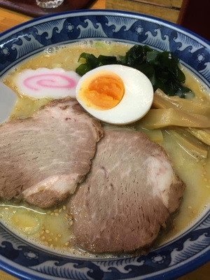 「ゴマ塩ラーメン極太麺大盛【¥980】」@麺屋 せんりの写真