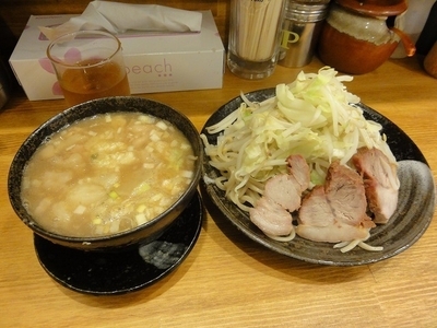 「つけ麺 780円　　ヤサイ　ニンニク　アブラ」@ラーメン盛太郎の写真
