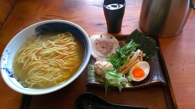 「琥珀そば￥770」@自家製麺 琥珀の写真