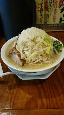 「ラーメン」@ガツ盛りラーメン バンブル 西浦和店の写真