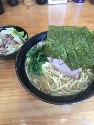 「ラーメン硬め、キャベチャ」@巓の写真