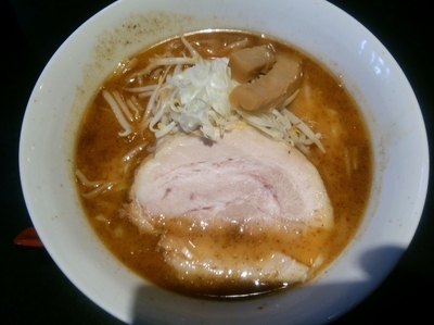 「味噌らーめん（鰹油）」@麺処 みどりの写真