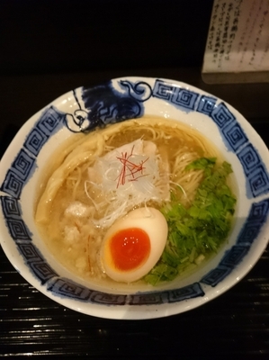 「つくば茜鶏らぁめん」@龍のひげの写真