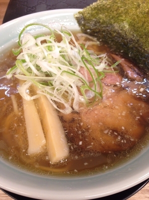 「醤油ラーメン」@麺屋 つるるの写真