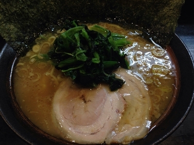 「ラーメン【650円】」@家系ラーメン 鶴見 幸家の写真