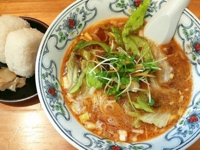 「担々麺（おにぎり付きセット）」@中華屋台 潤の写真