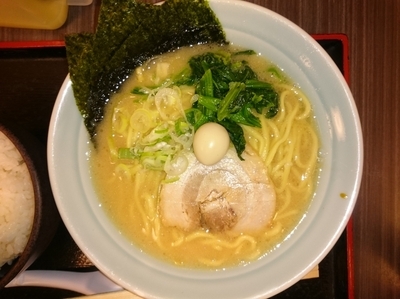 「醤油ラーメン￥700 小ライス(今週のサービス)」@横浜家系ラーメン 港家の写真