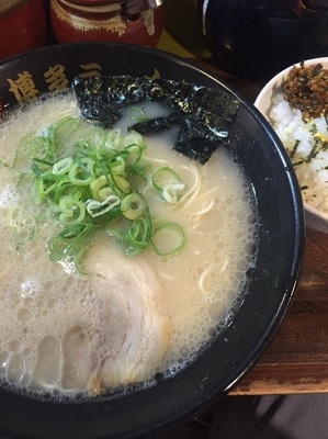 「博多ラーメン」@博多ラーメン つるの写真