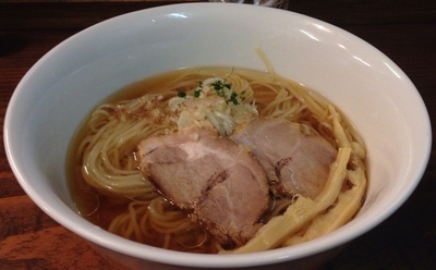 「冷やし煮干し(限定)750円」@貝だしラーメン 貝ガラ屋の写真