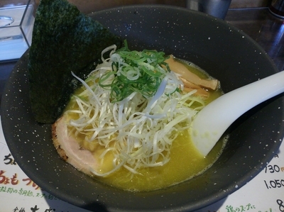 「【裏メニュー】カレーラーメン」@俺らラーメン ちょもらんまの写真