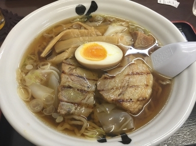 「花鳥風月ラーメン(正油) 880円」@花鳥風月 酒田本店の写真