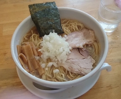 「煮干しそば 中750円」@煮干そば とみ田の写真