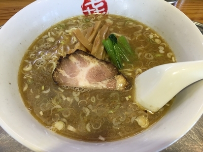 「中華そば(小)¥700＋チャーハン(小)¥400」@中華そば まるきの写真