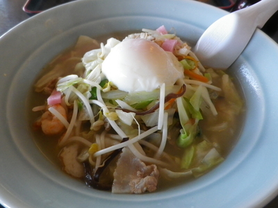 「温玉ちゃんぽん」@味処湯処 よしちょうの写真