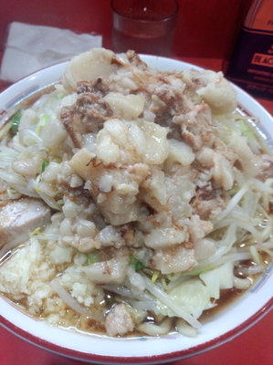 「小ラーメン　全部マシ」@ラーメン二郎 仙川店の写真