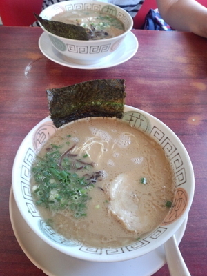 「ラーメン（700円）+替え玉（120円）」@博多長浜らーめん 楓神の写真