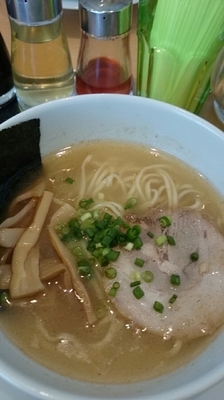 「塩ラーメン」@らぁ麺食堂 吉凛の写真