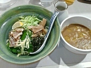 「冷やしつけそば (並盛) (平日限定）」@麺処 きなりの写真