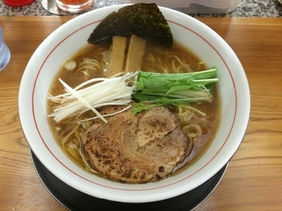 「醤油ラーメン  細麺」@麺屋 きく凛の写真