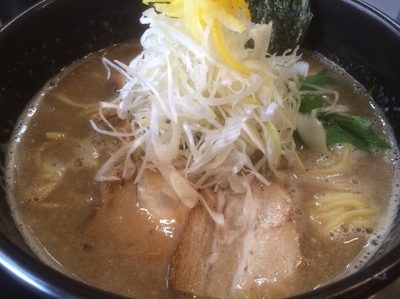 「豚骨魚介ラーメン」@麺や 楓雅の写真