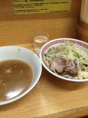 「はやぶさつけ麺 野菜少なめニンニク少し」@ラーメン二郎 環七新新代田店の写真
