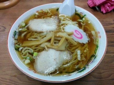 「らーめん　500円」@やまや食堂 本町店の写真