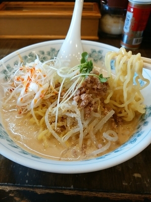 「〖月替限定〗冷やし味噌らーめん（大盛同料金）890円」@味噌らーめんと中華 てつまるの写真