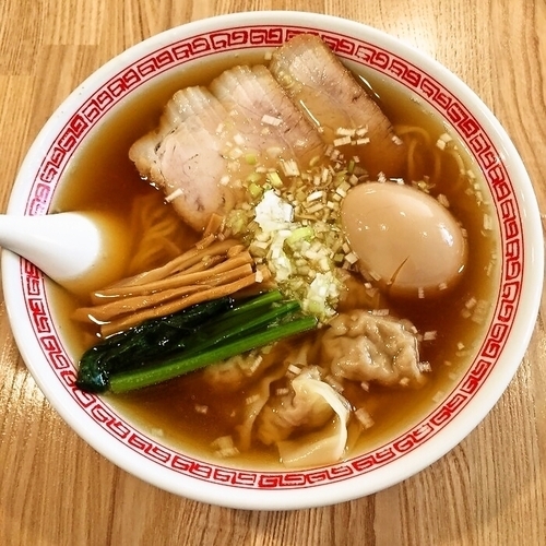 雲呑そば（醤油）＋味玉