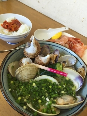 「【文月の一杯】貝汁潮 冷やし蕎麦+α」@MENYA 食い味の道有楽の写真