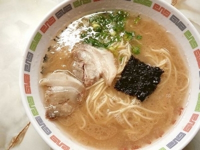 「ラーメン＋ゆで玉子」@丸星中華そばセンターの写真