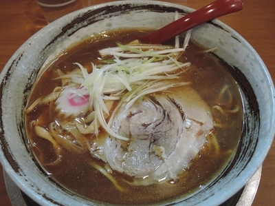 「魚だしらーめん」@栄昇らーめんの写真