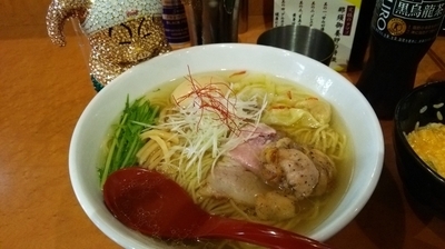 「香彩塩だし特製塩ラーメン（中盛り）」@麺屋 翔 西新宿本店の写真