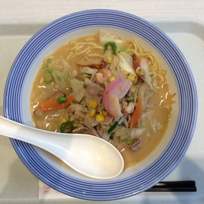 「ピリ辛ちゃんぽん600円＋税」@長崎ちゃんぽん リンガーハット トレッサ横浜店の写真