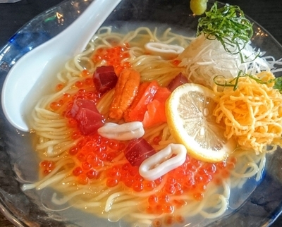 「特製ちらし海鮮冷やし麺（年に１度の限定）」@麺処 夏海の写真