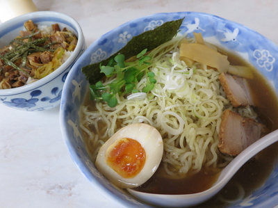 「冷やしラーメン650円+チャーシュー丼100円」@ラーメン爺の写真