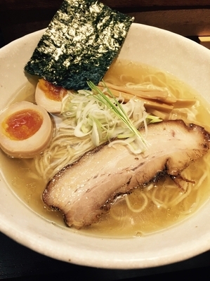「塩ラーメン 750円＋味玉 120円」@中華蕎麦きみのの写真