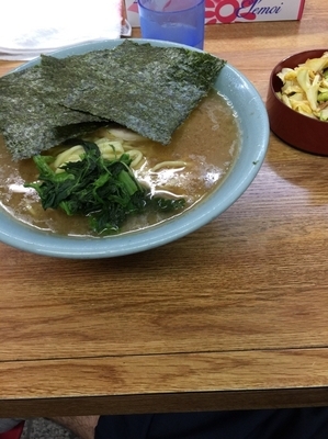 「ラーメン並硬め濃いめ、キャベチャ」@ラーメン ONOMICHIの写真