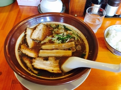 「すりばち味噌チャーシュー 850円+ランチ時無料ライス」@豚骨麺屋 おか田の写真